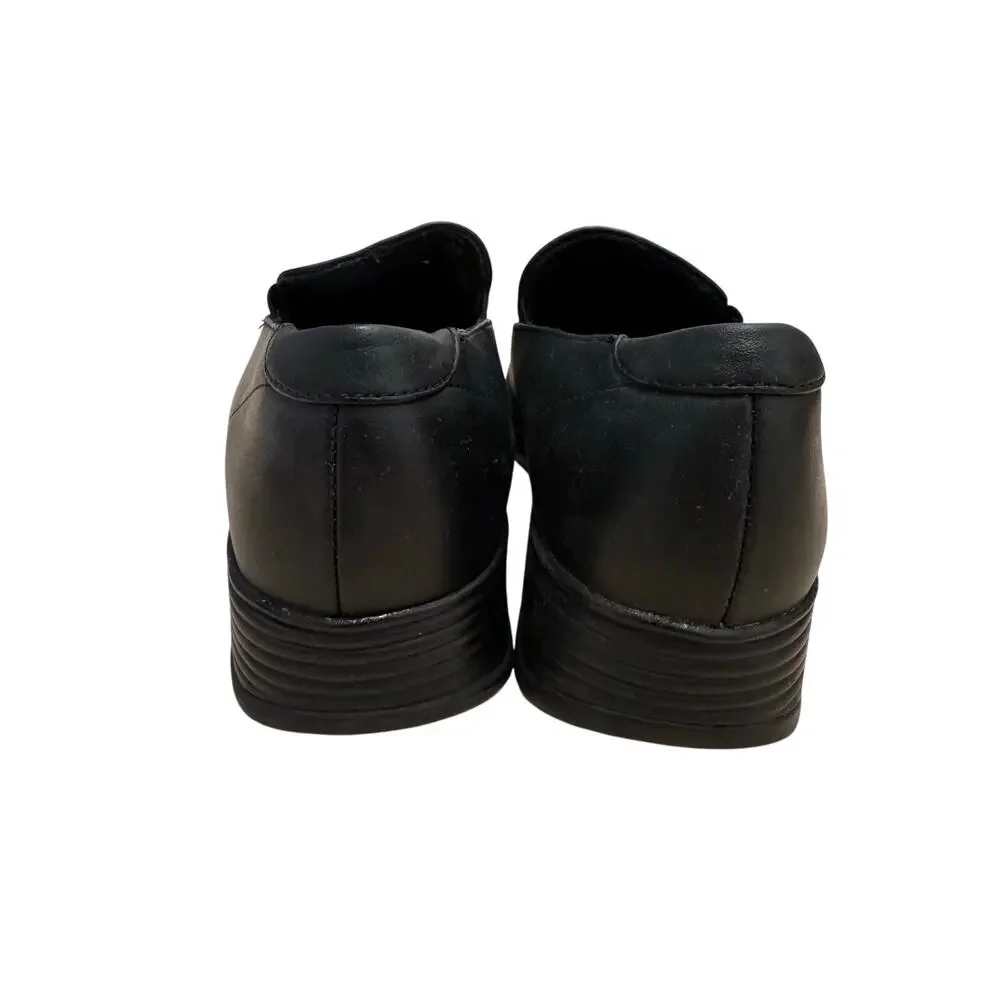 NWT Safetrax Black‎ Leather Slip Resistant Women’s Work Shoes 7.5 Slip-On #65125